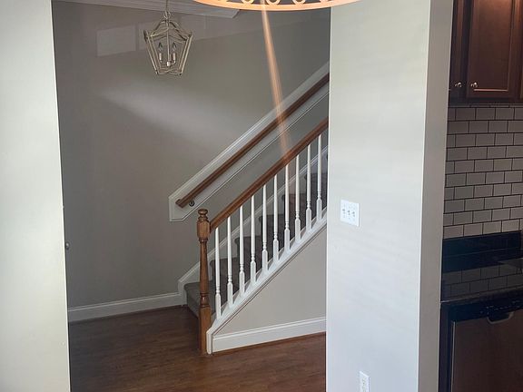 Front entrance foyer