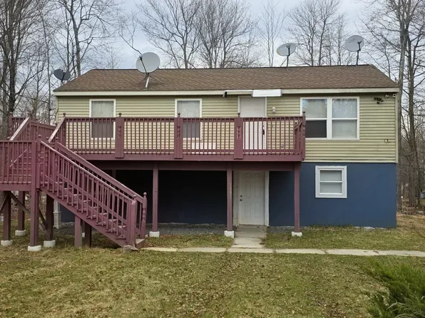 8136 Pecan Ter, Tobyhanna, PA 18466