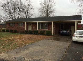 1904 Rosecrest Cir, Town Creek, AL 35672