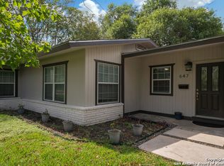 647 Robinhood Pl, San Antonio, TX 78209