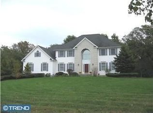 25 Silvers Ln, Cranbury, NJ 08512