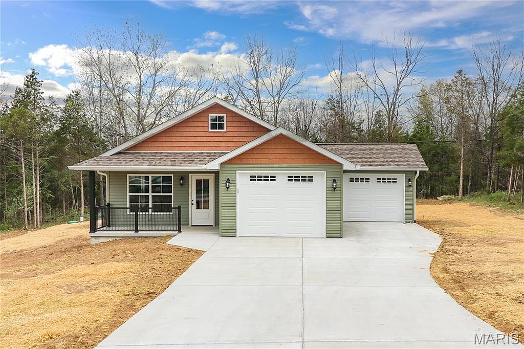 1011 Napoleon Dr