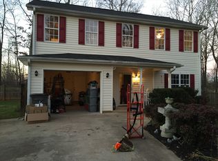 800 Saluda Lake Rd, Greenville, SC 29611