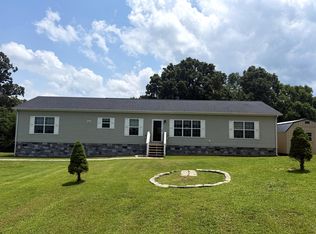 1930 Sail Rd, Newport, TN 37821