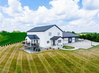 10624 Hilltop Rd SW, Baltic, OH