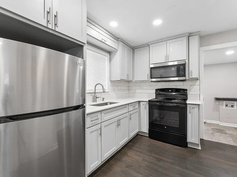 1314 S Emery St — Photo 18
