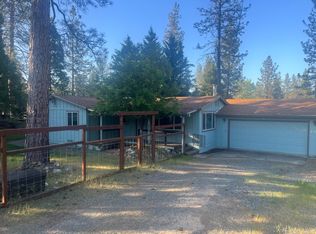 21 Ridge Rd, Weaverville, CA 96093