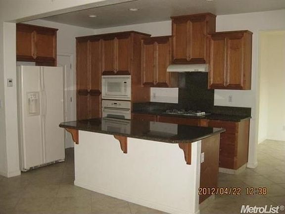 5th image of 727 S Comunidad St