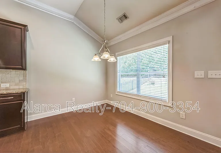 1016 Ridgehaven Rd — Photo 15