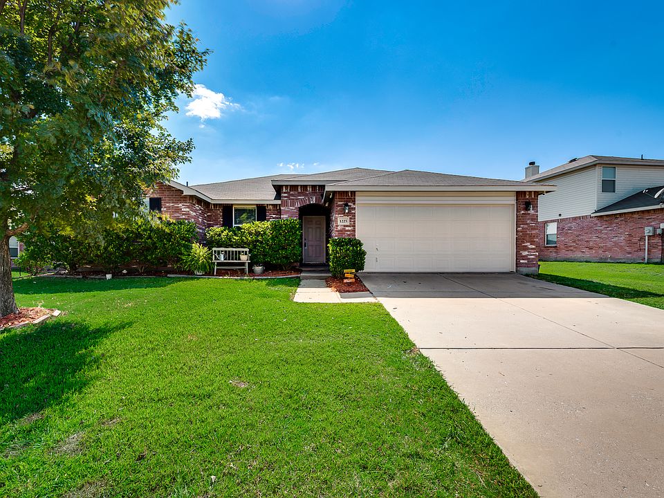 1st image of 1225 Cyprus Dr