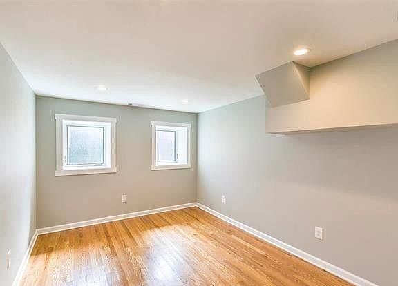 3rd image of 3841-3845 Blaine Ave