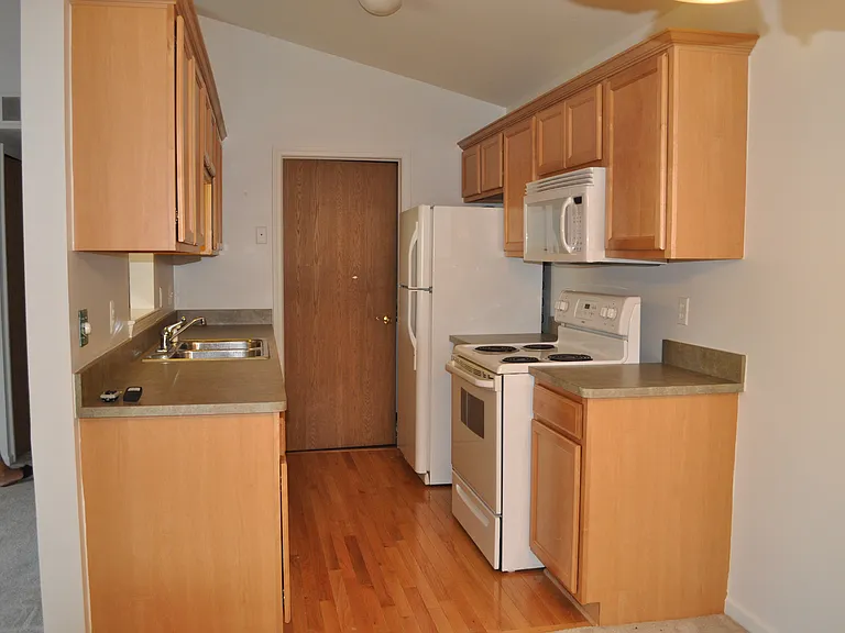 Watersway Dr — Photo 3