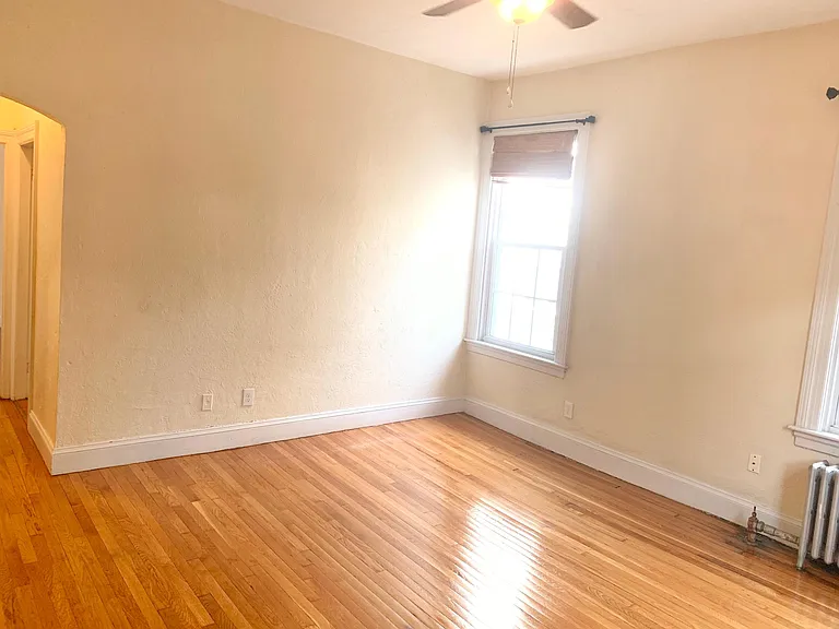 186 Waterman St #1 — Photo 4