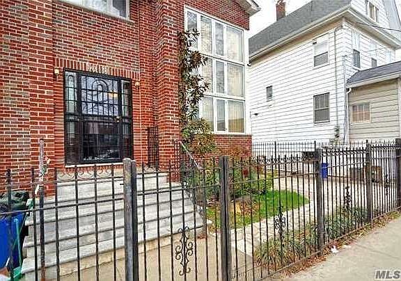 2nd image of 14351 Franklin Ave