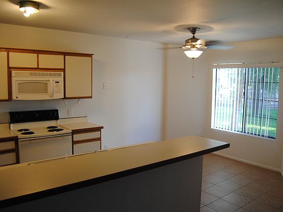 4th image of 1713 W Wood Bridge Ct
