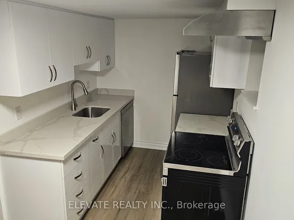 105 Pembroke St #1, Toronto, ON M5A 2N9