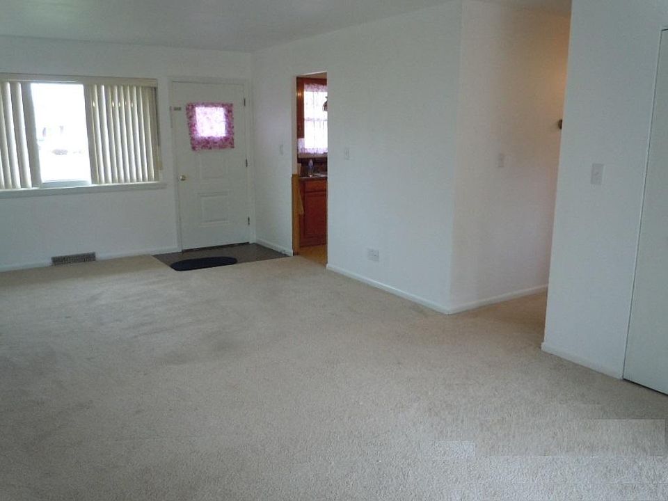 2nd image of 7750 Fern Dr