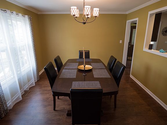 4th image of 824 Blenheim Dr