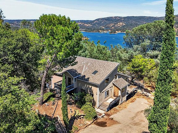 4th image of 5049 Lake Forest Dr