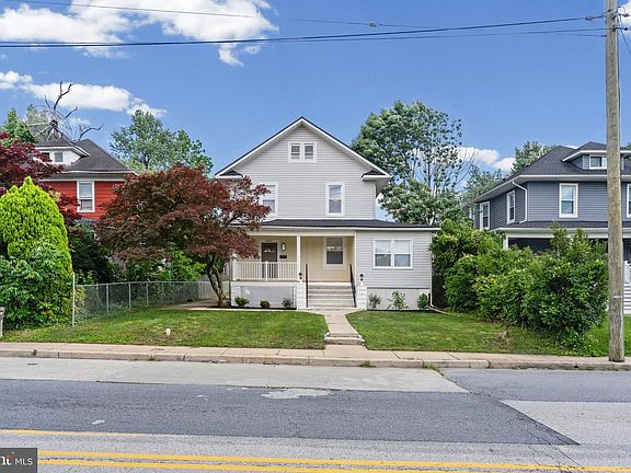5th image of 4303 W Forest Park Ave