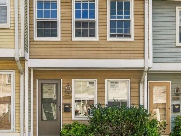 804 Mews Ln #804, Frederick, MD 21701