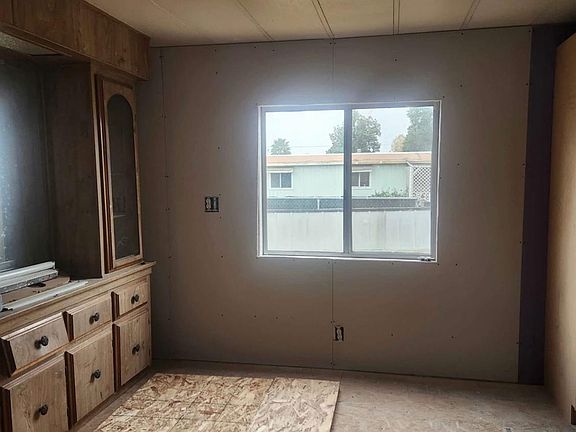 4th image of 2809 Buhach Rd #89