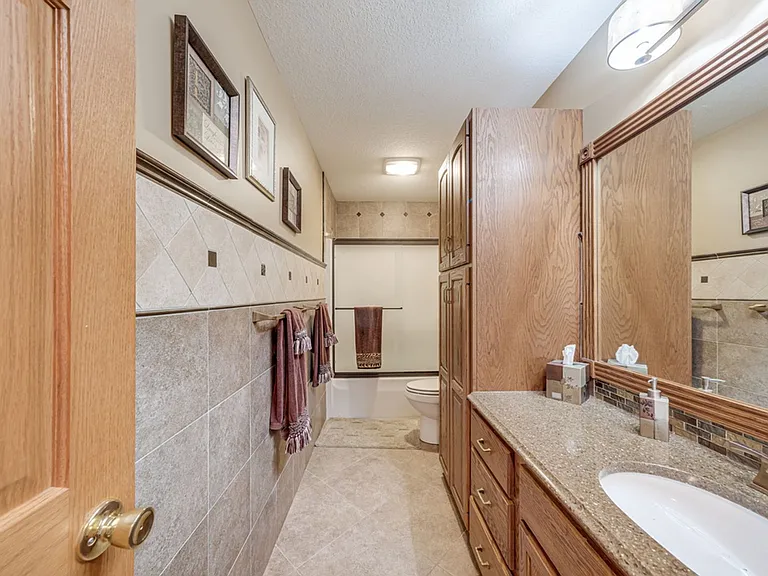 2923 Rutherford Dr — Photo 39