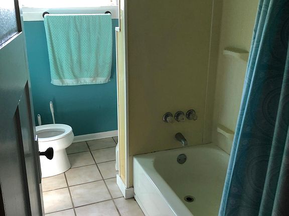 5th image of 4317 Orleans Ave