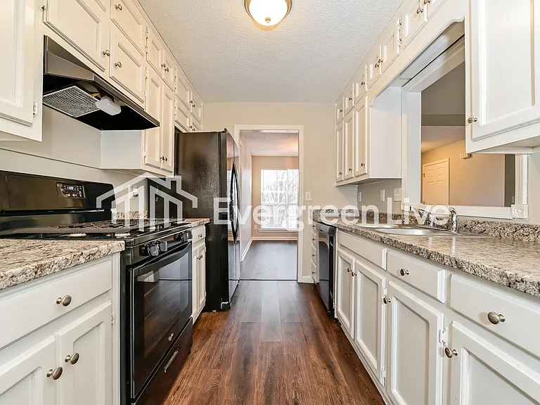 3431 Hollow Oak Dr — Photo 6