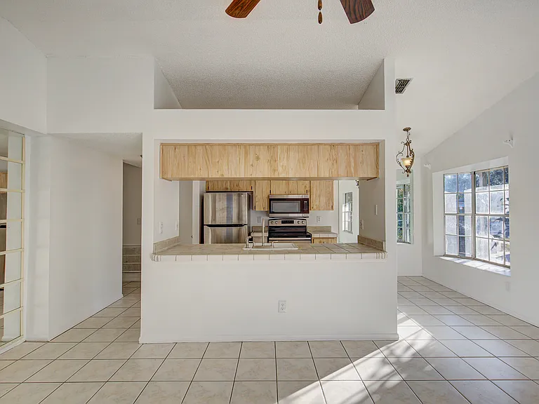 3683 Wynford Dr — Photo 4