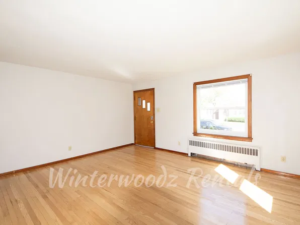 1432 Porlier St #1, Green Bay, WI 54301