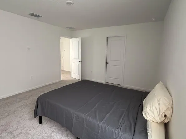 (undisclosed Address), Winter Haven, FL 33884