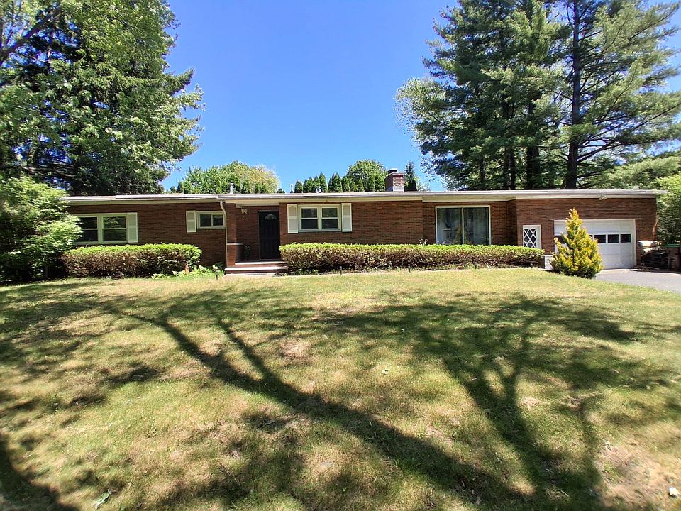 1st image of 10 Murray Dr