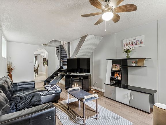 4th image of 237 Guigues Ave #235