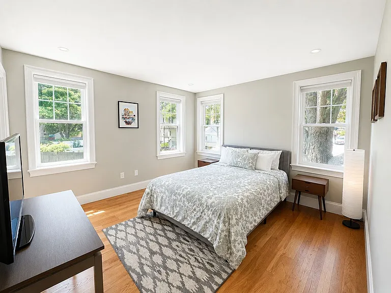 37 Neponset Ave — Photo 6