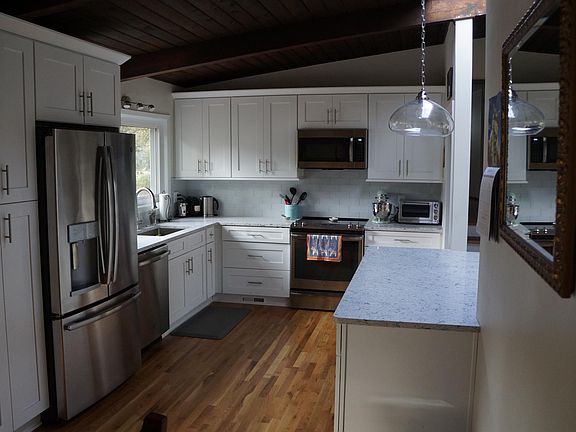 Newly renovated kitchen
