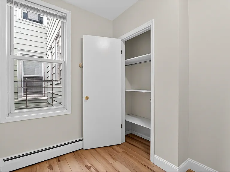 48 E 19th St #3 — Photo 11