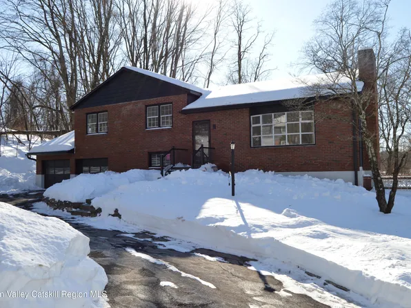 108 Flower Hill, Kingston, NY 12401