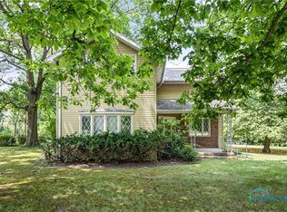 29779 Bates Rd, Perrysburg, OH 43551