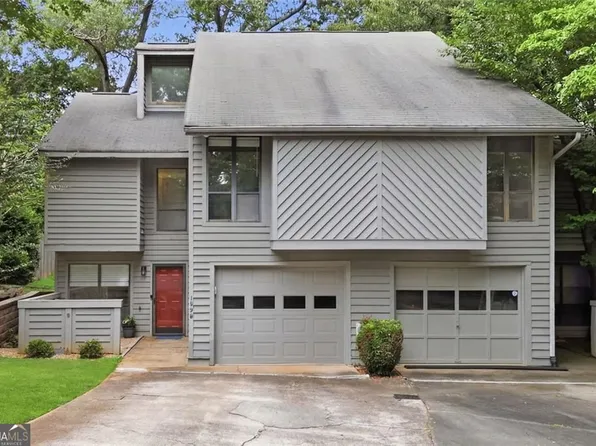 1098 Creatwood Pl SE, Smyrna, GA 30080