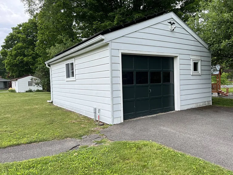 18 Brockett Rd — Photo 15