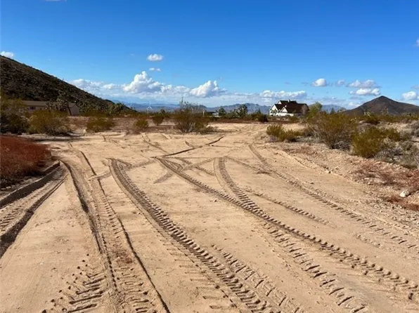 9445 W Decoto Dr, White Hills, AZ 86445