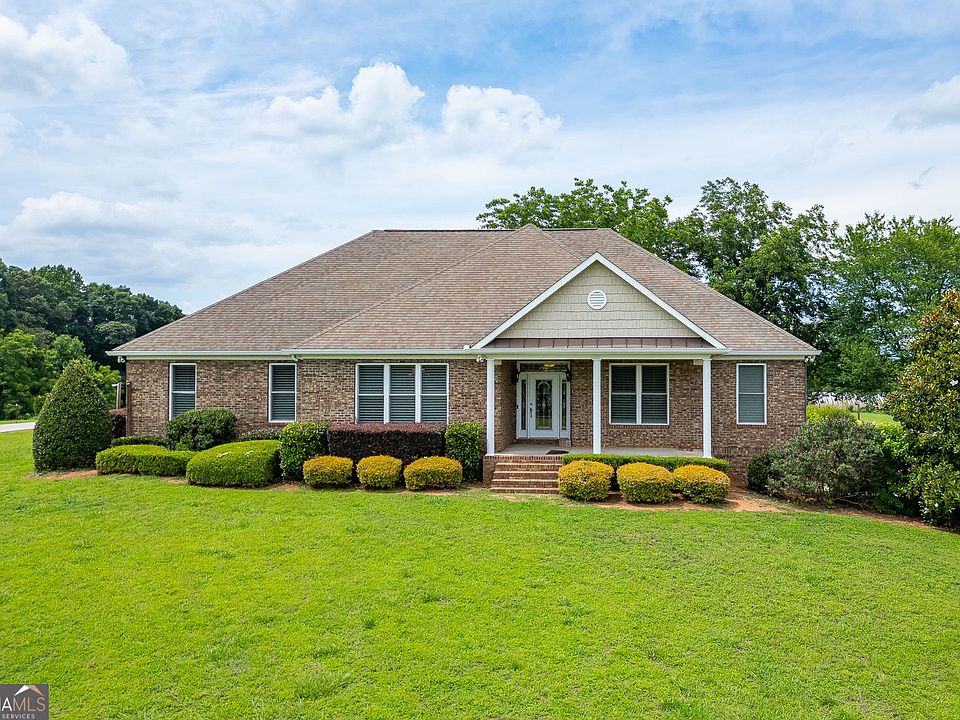 1st image of 563 Martin Rd
