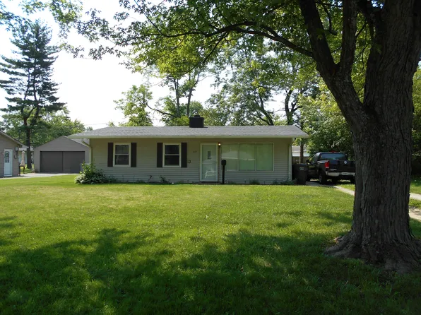 227 Crestwood Dr, New Whiteland, IN 46184