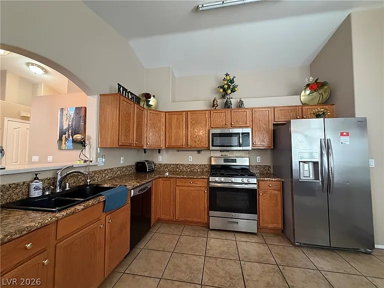 868 Worrell Ave — Photo 12