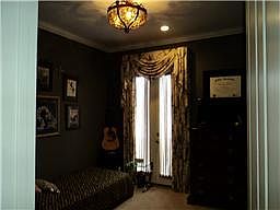 3rd image of 1218 Columbus St Unit 1