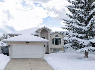 6731 162nd Ave NW, Edmonton, AB T5Z 3C5