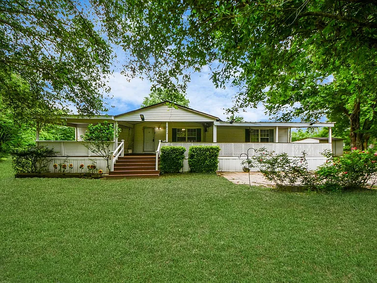 18303 James Rd — Photo 5