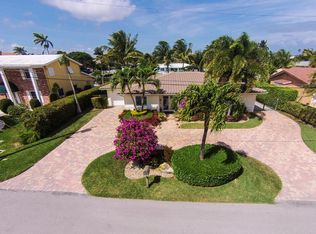 945 Isles Rd, Boynton Beach, FL 33435