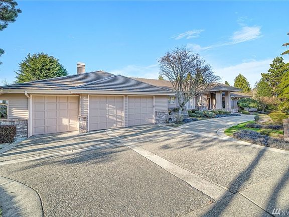 3rd image of 17050 SE 57th St